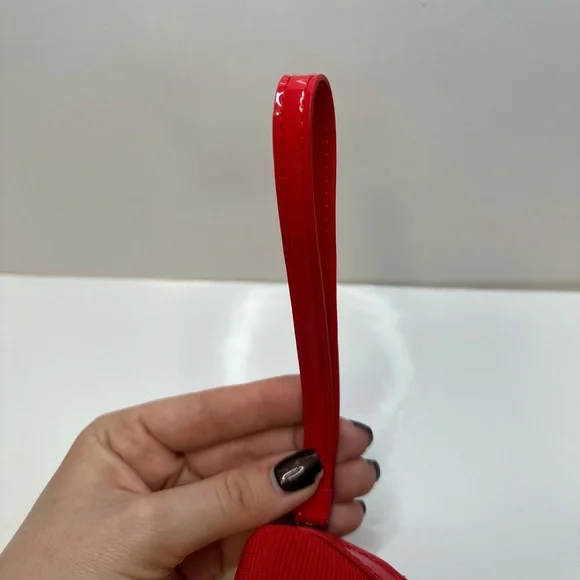 Giorgio Armani Beauty Red Makeup Bag – New - Picture 6 of 6